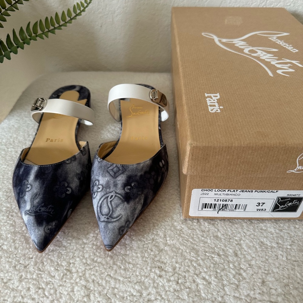 Christian Louboutin Choc Lock Jean Flats - Picture 2 of 10